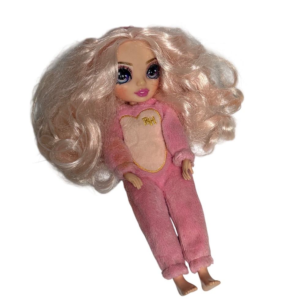 Rainbow High Bella Parker Slumber Party Doll Pink Fuzzy PJs‎ MGA 11 inch
